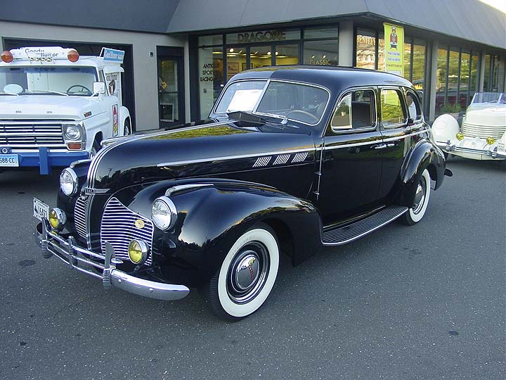 1940 Pontiac 4 Door Sedan